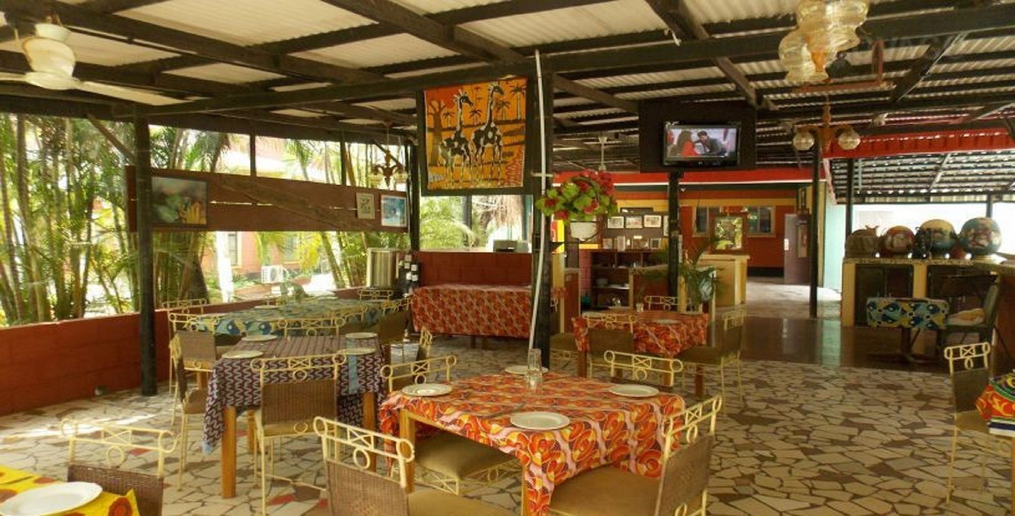 Whispering Palms Resort Magbon Bagian luar foto