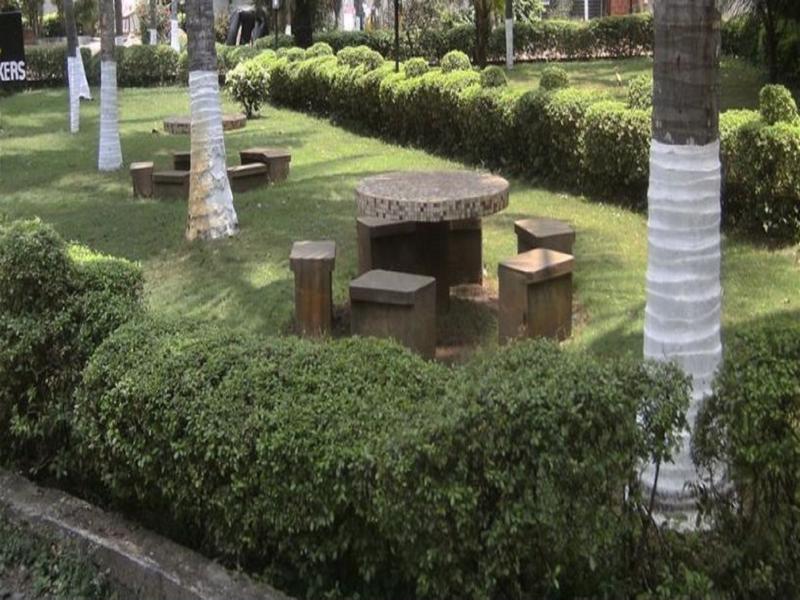 Whispering Palms Resort Magbon Bagian luar foto